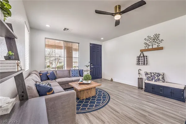 $4,000 | 10762 Flame Vine Court, Las Vegas, NV 89135