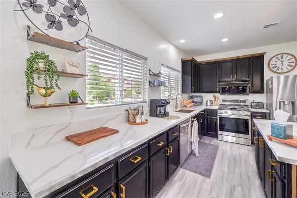 $4,000 | 10762 Flame Vine Court, Las Vegas, NV 89135