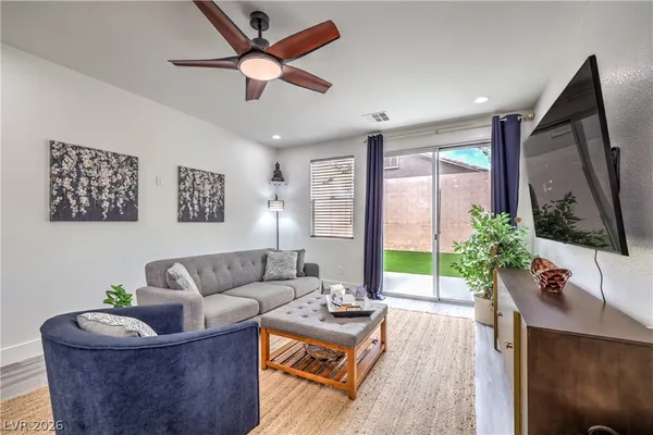 $4,000 | 10762 Flame Vine Court, Las Vegas, NV 89135