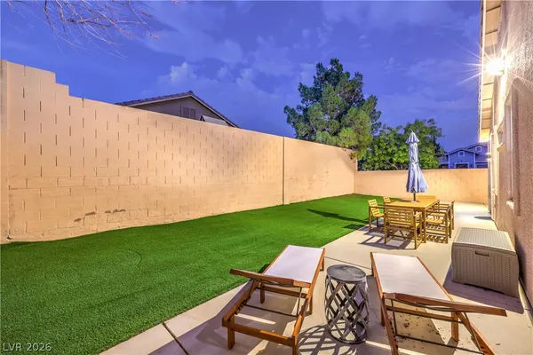 $4,000 | 10762 Flame Vine Court, Las Vegas, NV 89135