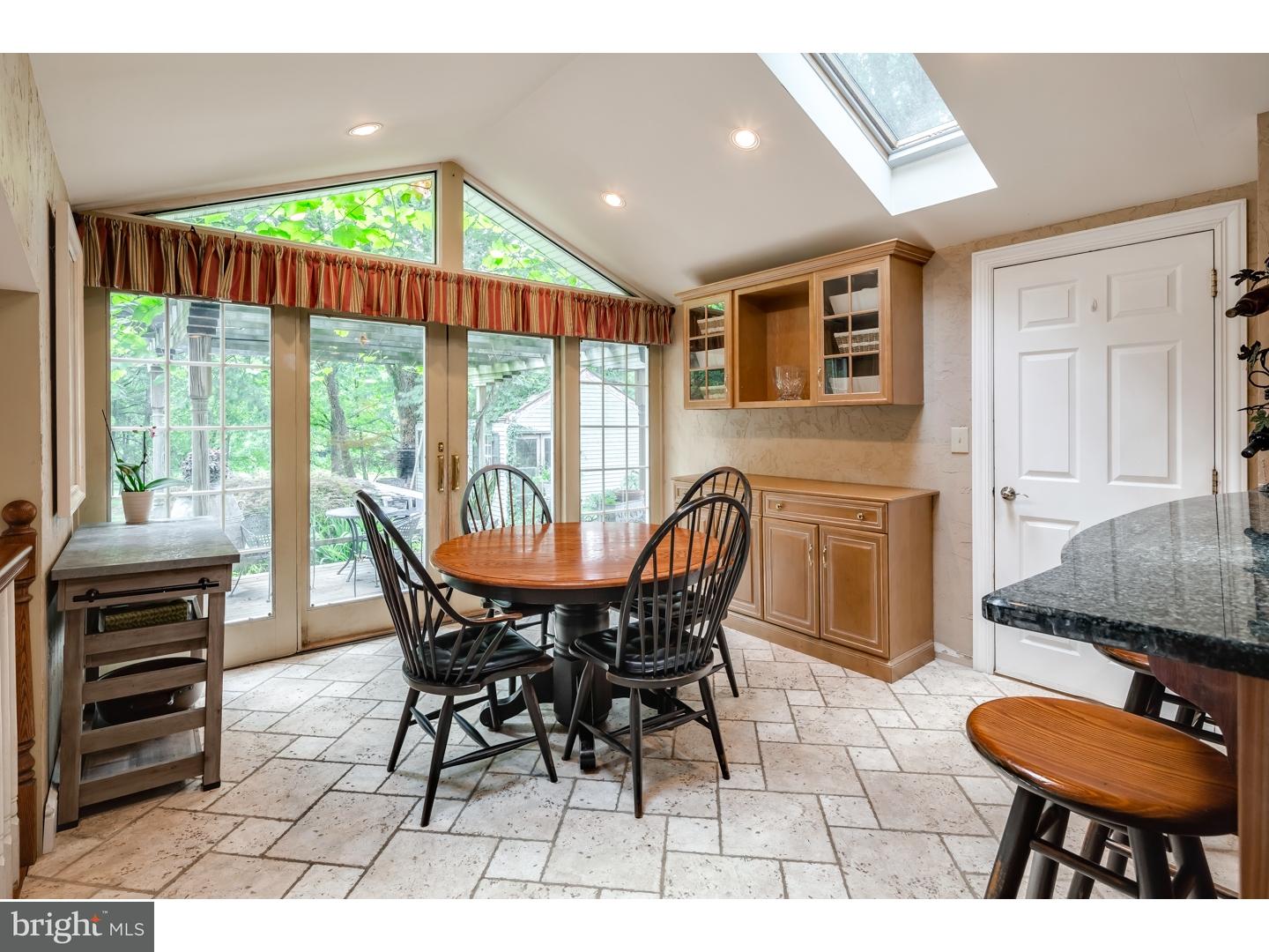 329 Covered Bridge Road Cherry Hill, NJ 08034 - Photo 14 of 25