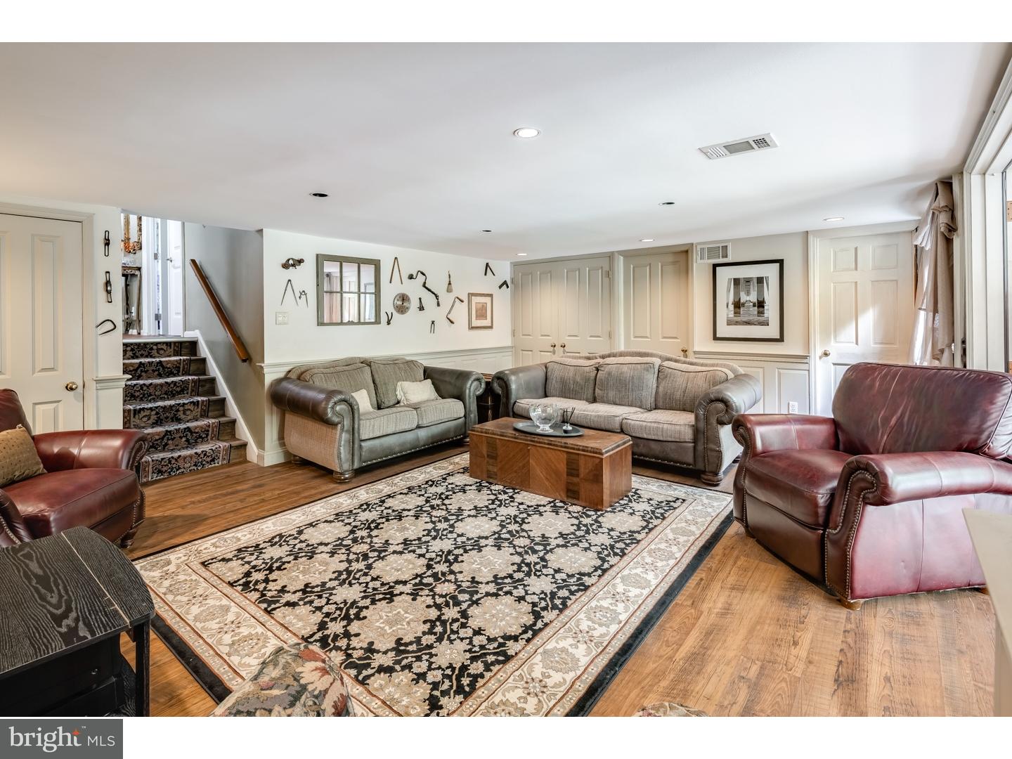 329 Covered Bridge Road Cherry Hill, NJ 08034 - Photo 5 of 25