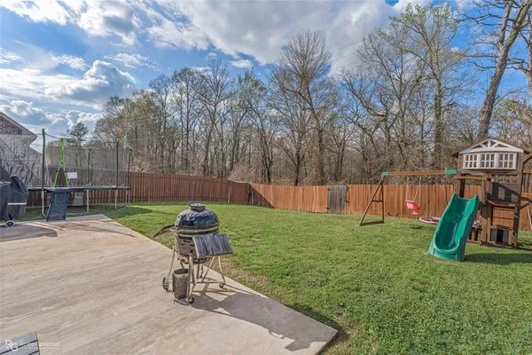 $310,000 | 476 Dogwood S Lane, Haughton, LA 71037