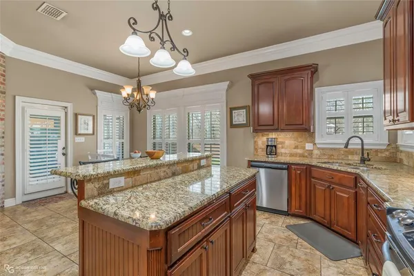 $310,000 | 476 Dogwood S Lane, Haughton, LA 71037