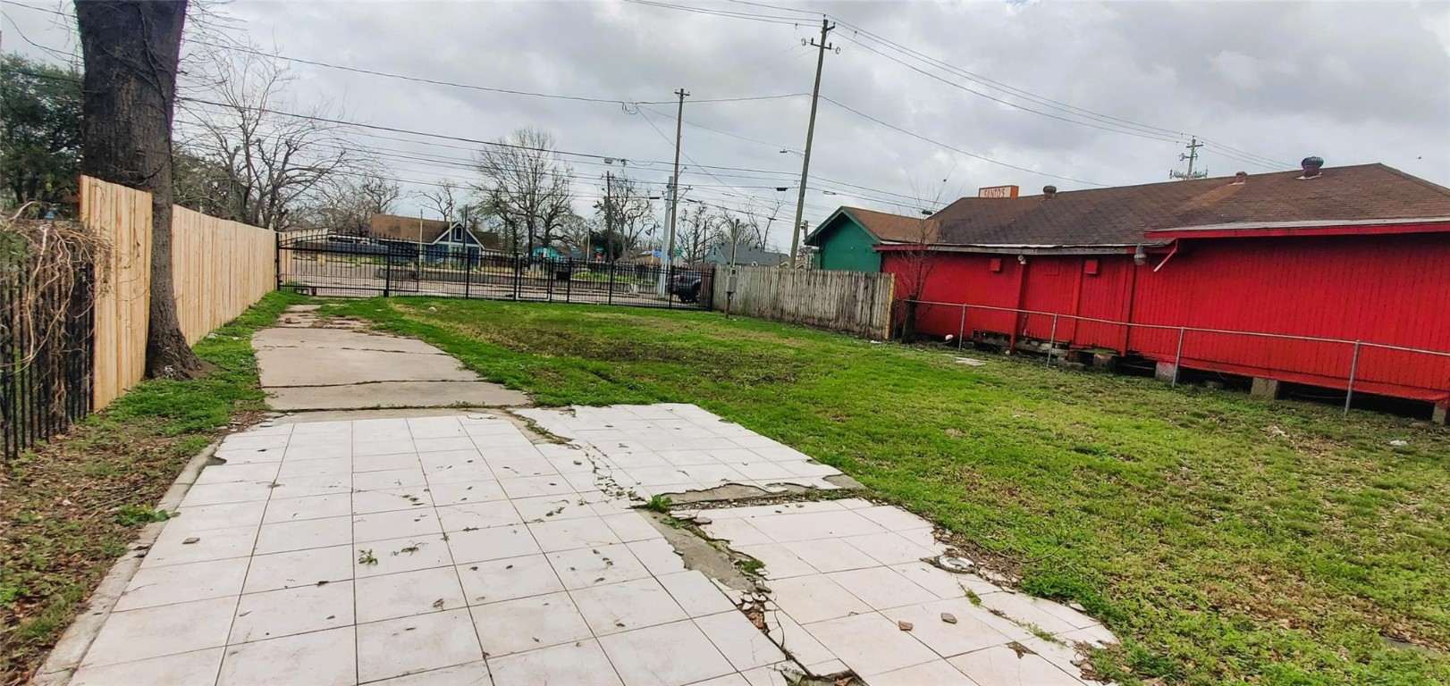 4605 Fulton Street Houston, TX 77009 - Photo 14 of 16