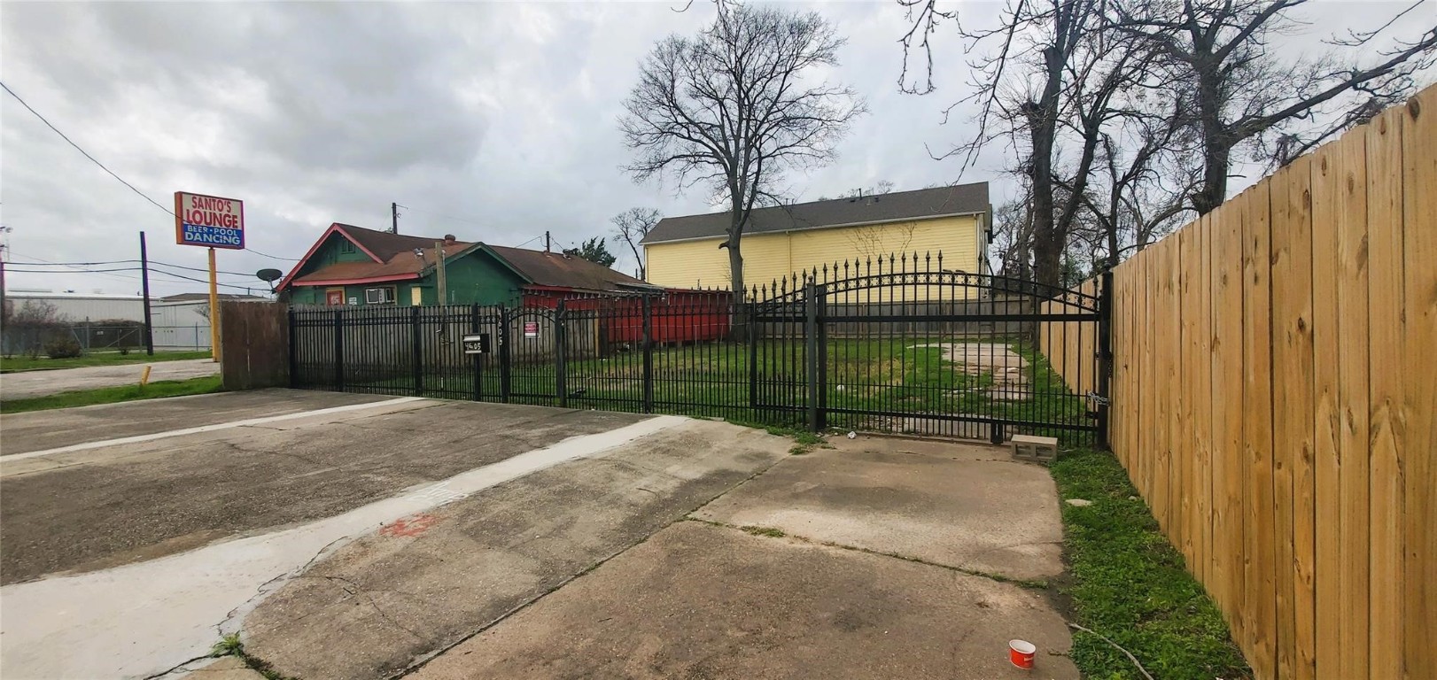 4605 Fulton Street Houston, TX 77009 - Photo 7 of 16