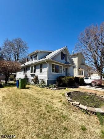 $3,000 | 206 Amsterdam Avenue, Roselle, NJ 07203