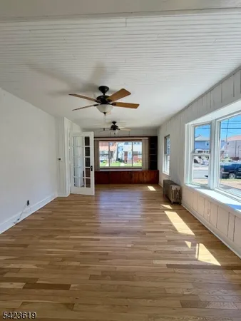 $3,000 | 206 Amsterdam Avenue, Roselle, NJ 07203