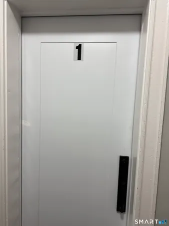 $2,800 | 483 Barnum Avenue, Unit 1, Bridgeport, CT 06608