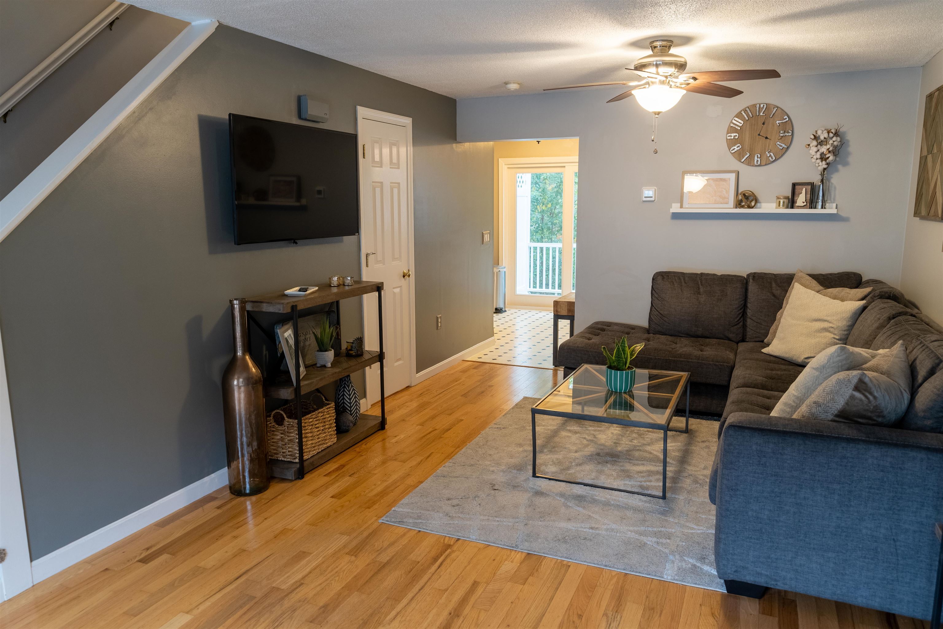 83 Woodland Green Rochester, NH 03868 - Photo 4 of 29 Gallery Image 4