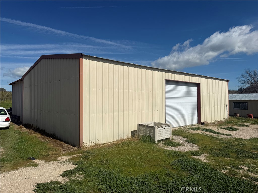 2980 Pleasant Road San Miguel, CA 93451 - Photo 12 of 23 Main Shop