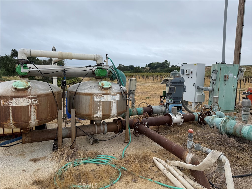 2980 Pleasant Road San Miguel, CA 93451 - Photo 22 of 23 Ag well