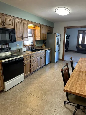 $400,000 | 1979 Kiowa Road, Clay Center, KS 67432