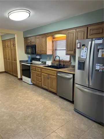 $400,000 | 1979 Kiowa Road, Clay Center, KS 67432