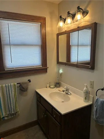 $400,000 | 1979 Kiowa Road, Clay Center, KS 67432