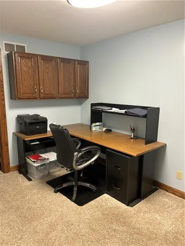 $400,000 | 1979 Kiowa Road, Clay Center, KS 67432