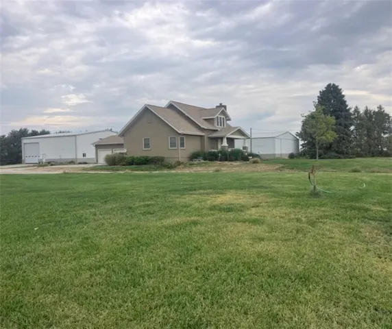 $400,000 | 1979 Kiowa Road, Clay Center, KS 67432