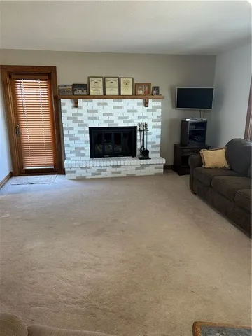 $400,000 | 1979 Kiowa Road, Clay Center, KS 67432