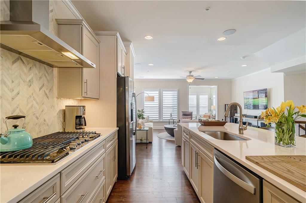 214 Braeden Way Alpharetta, GA 30009 - Photo 7 of 39