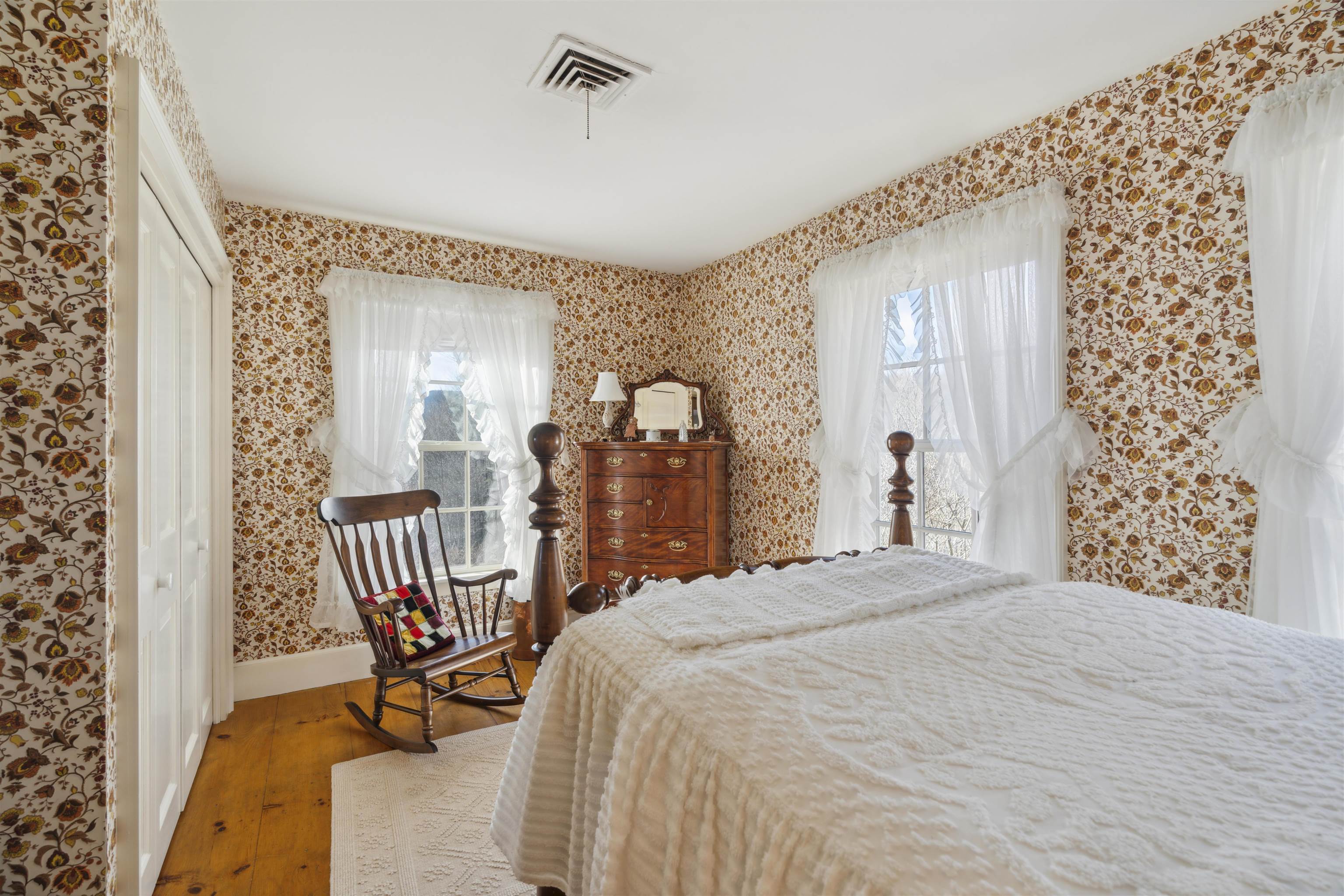 4236 West Hill Road Wallingford, VT 05773 - Photo 18 of 37 Gallery Image 18