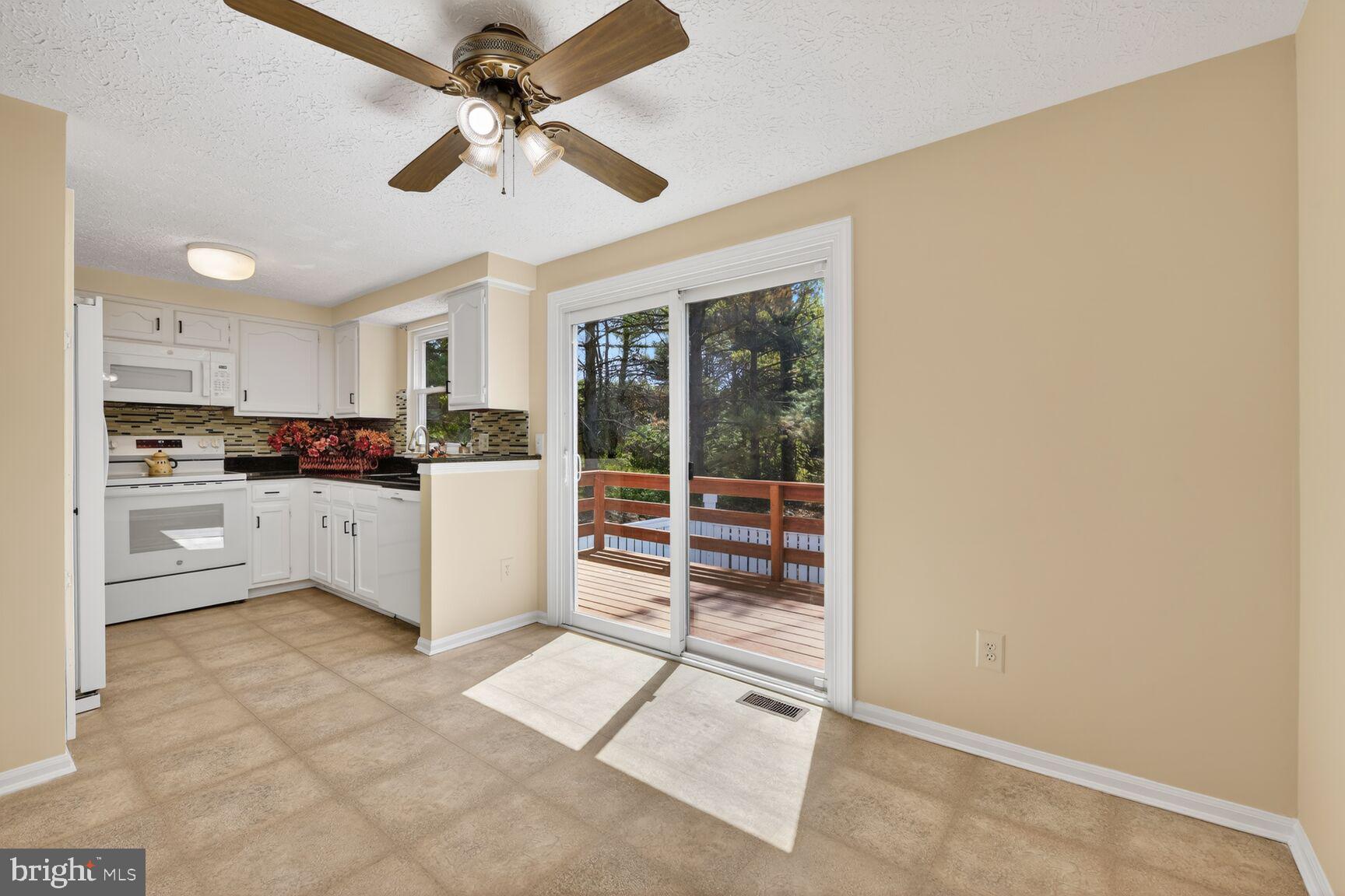 1754 Sundance Drive Reston, VA 20194 - Photo 12 of 37