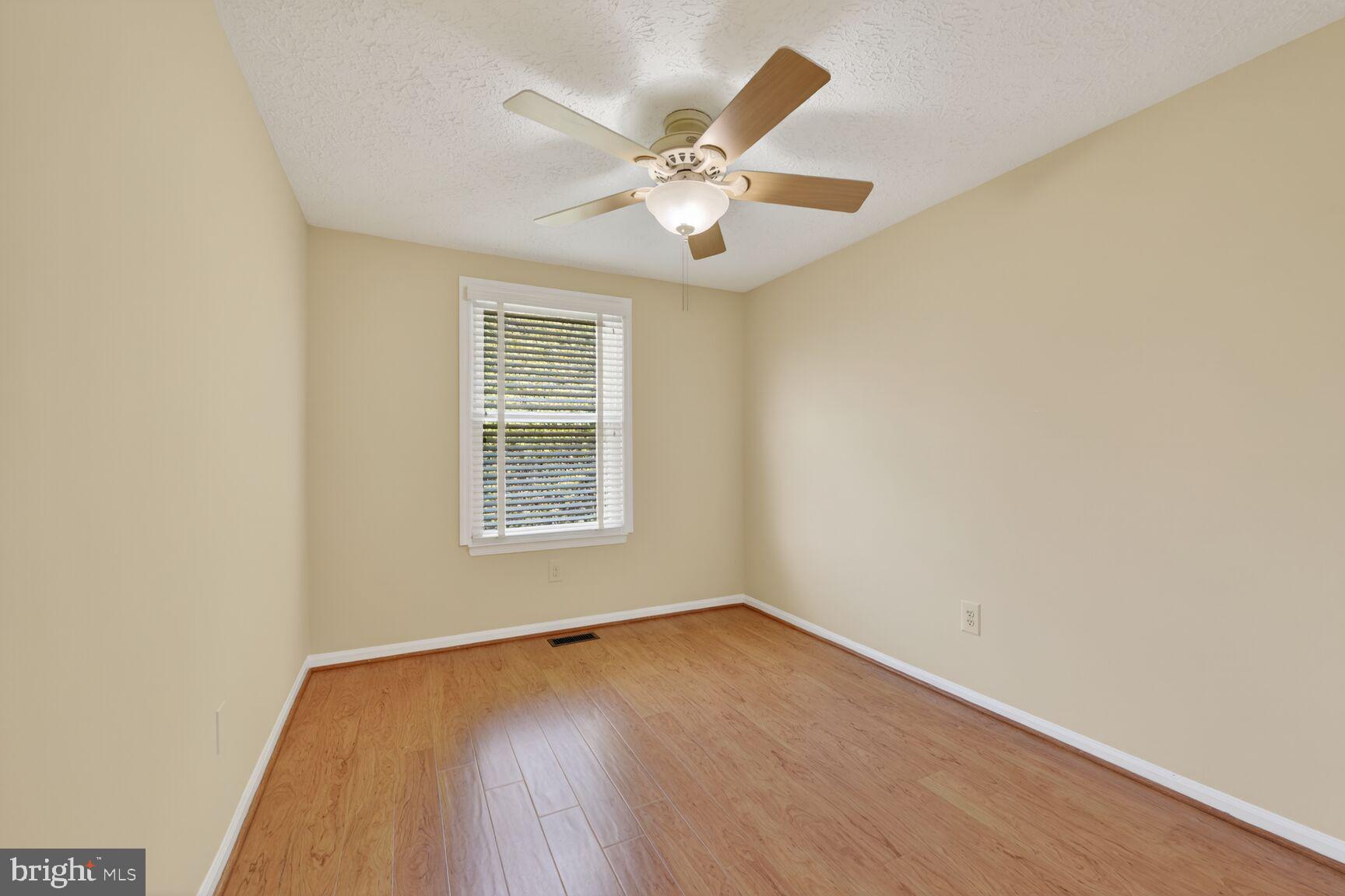 1754 Sundance Drive Reston, VA 20194 - Photo 21 of 37