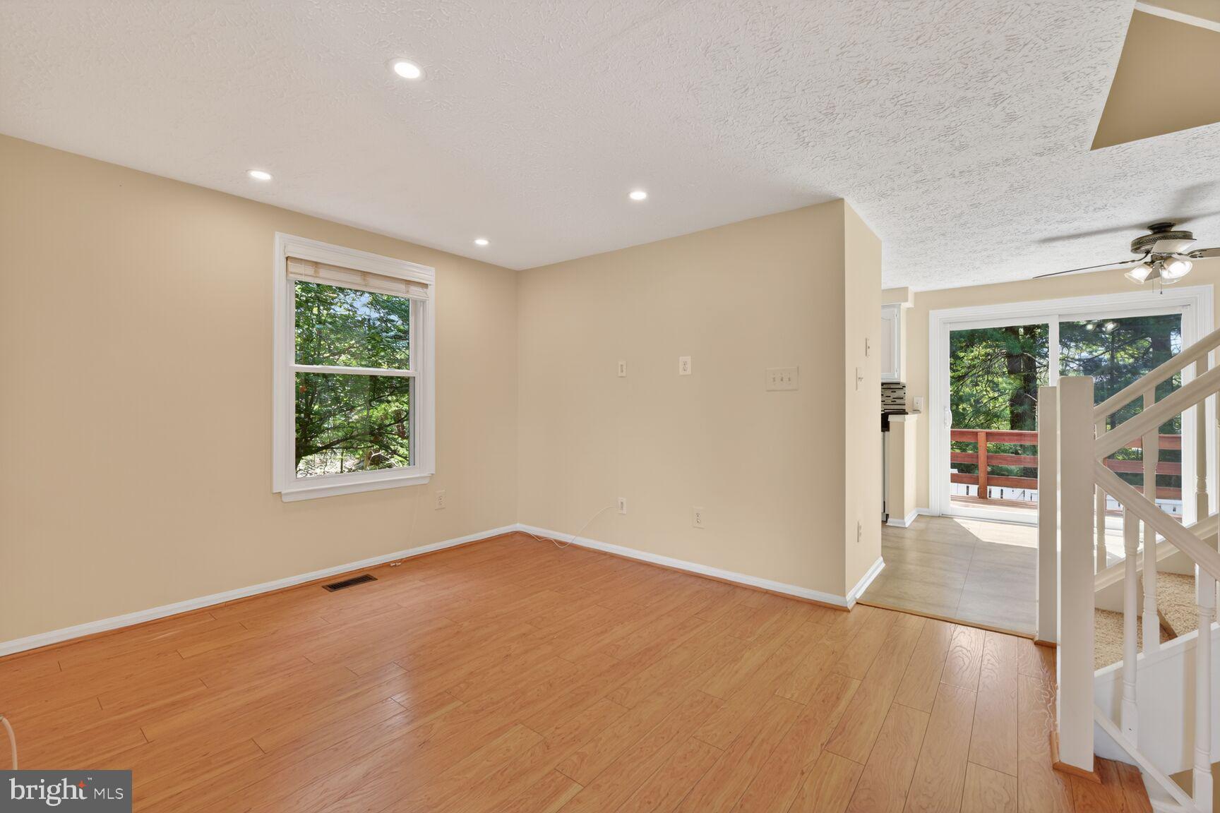 1754 Sundance Drive Reston, VA 20194 - Photo 7 of 37