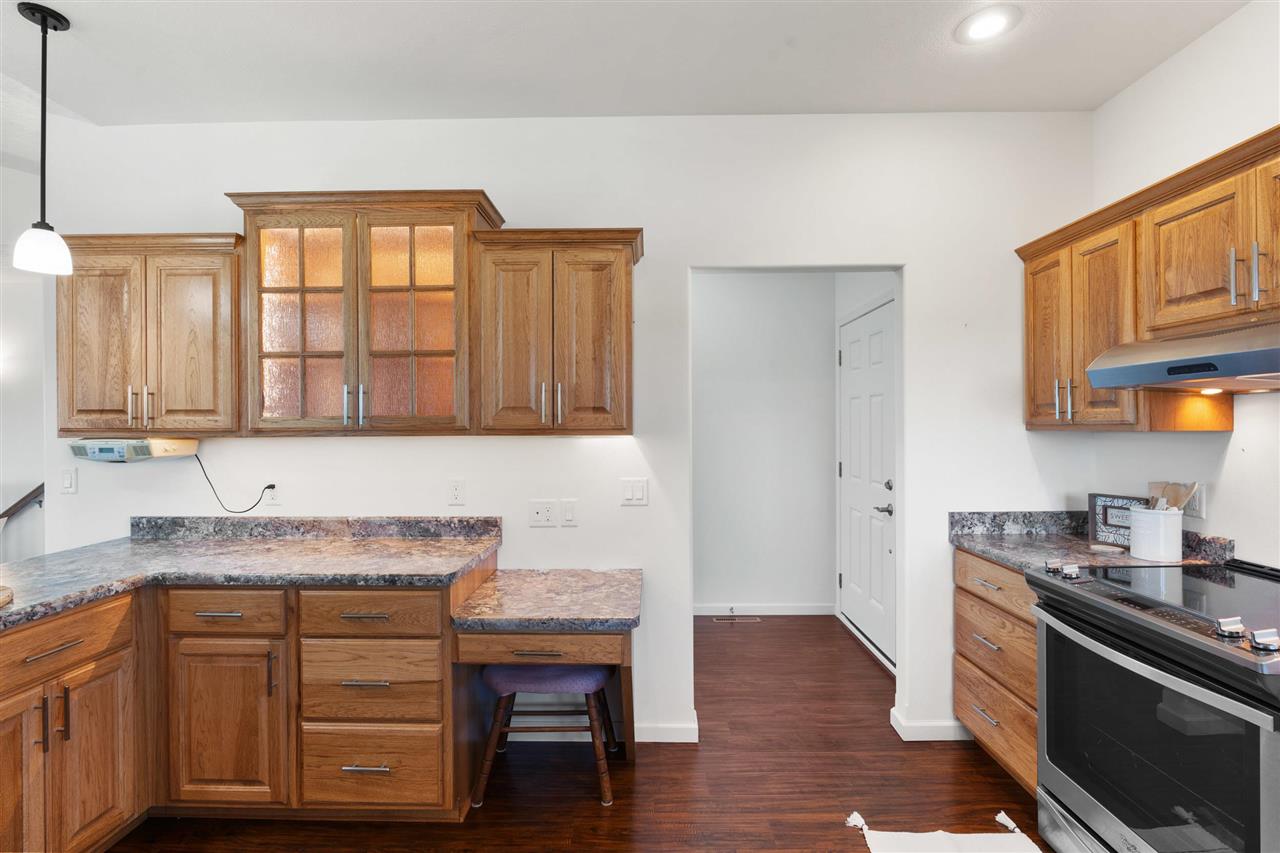 4924 Walnut Road Southwest Kalona, IA 52247 - Photo 7 of 56 Gallery Image 7