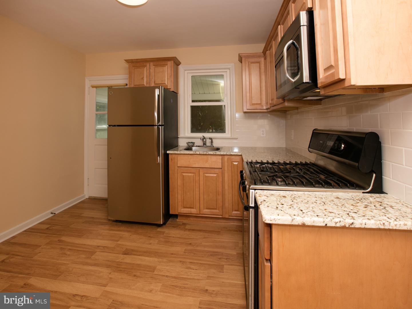 406 Nicholson Road Gloucester City, NJ 08030 - Photo 4 of 24