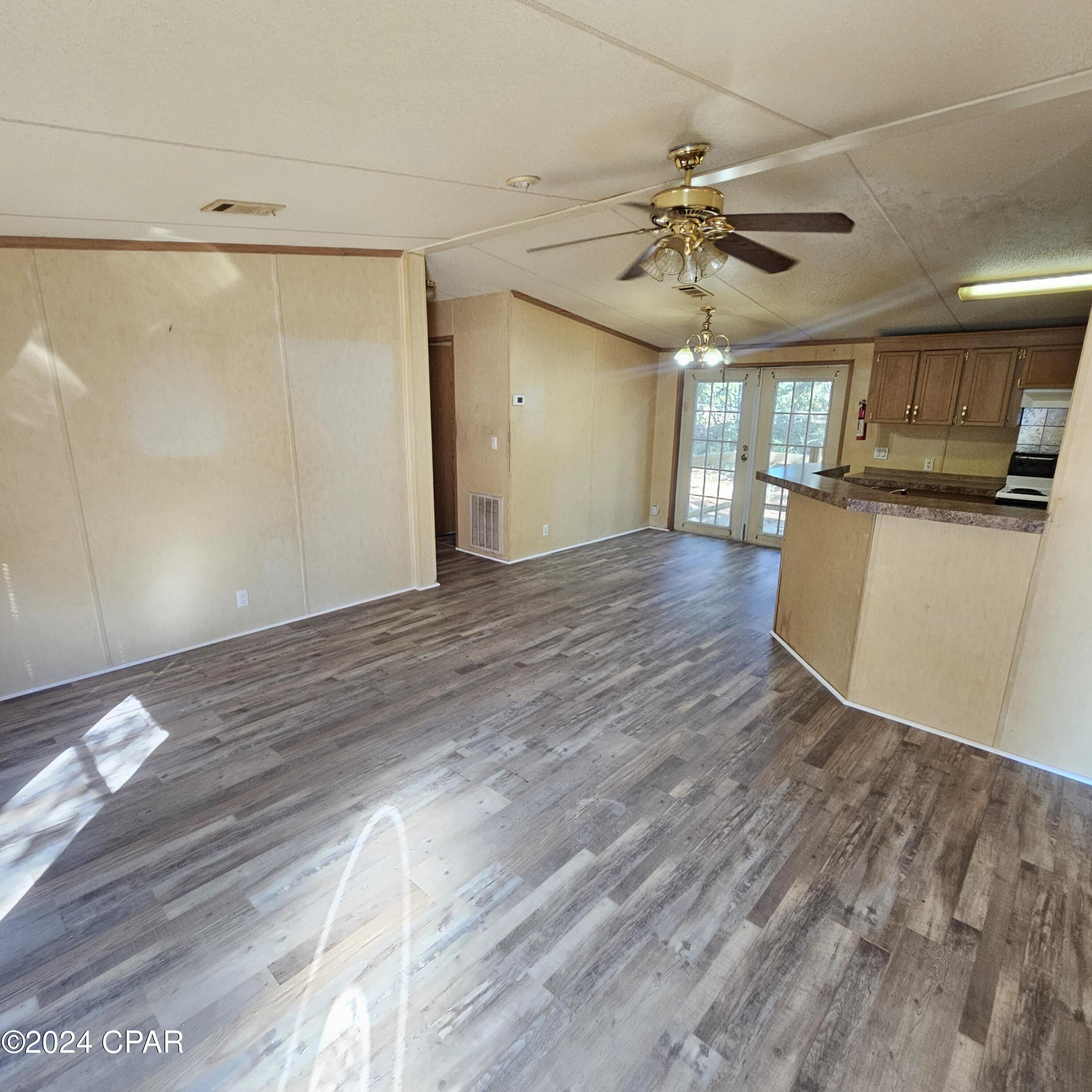 562 Caswell Road DeFuniak Springs, FL 32433 - Photo 3 of 20 Gallery Image 3