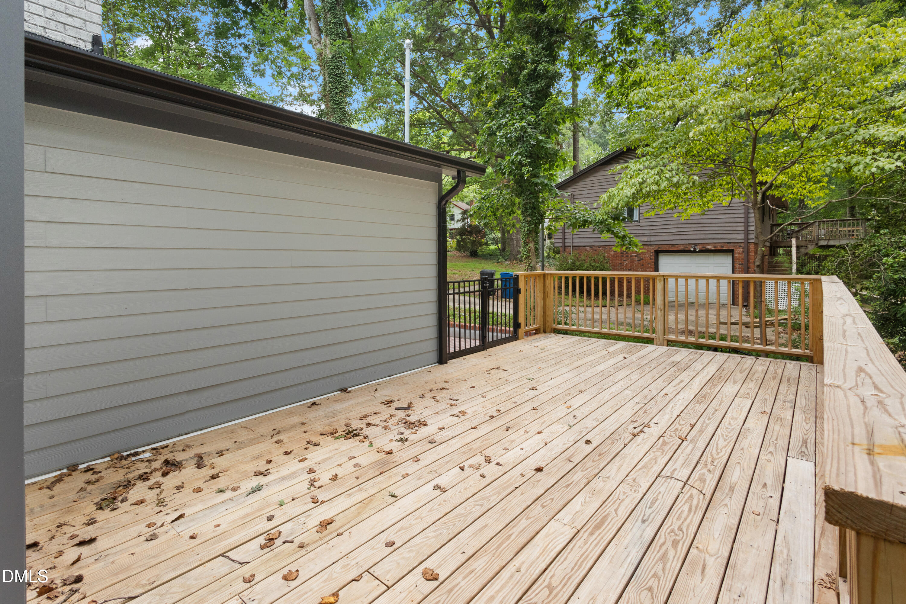 7026 Robbie Drive Raleigh, NC 27607 - Photo 23 of 26 7I3A9278