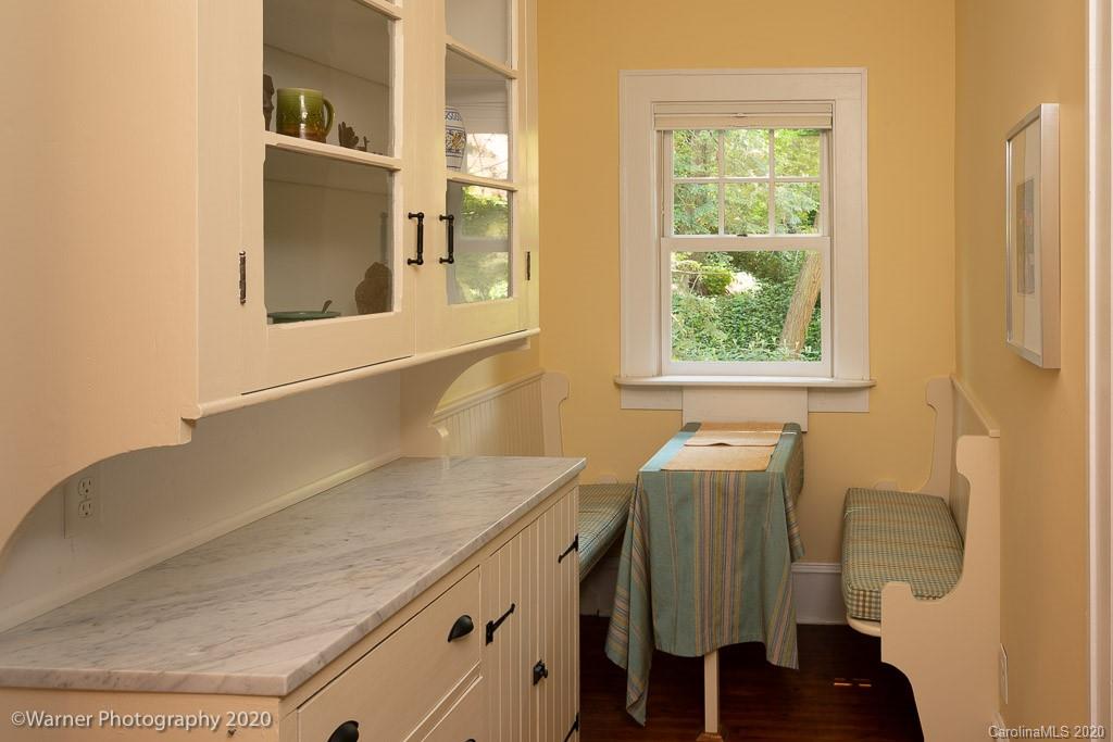 9 Howland Road Asheville, NC 28804 - Photo 15 of 34 Gallery Image 15