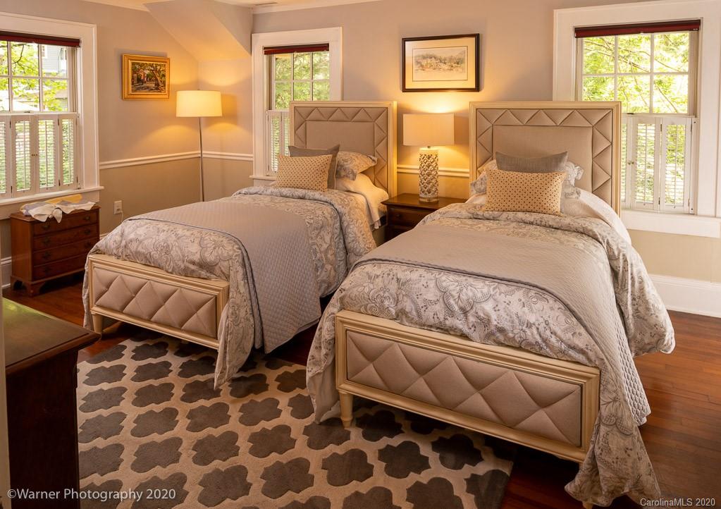 9 Howland Road Asheville, NC 28804 - Photo 23 of 34 Gallery Image 23