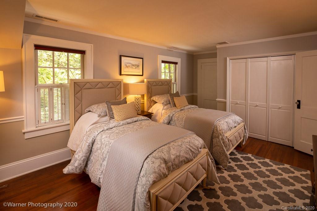9 Howland Road Asheville, NC 28804 - Photo 24 of 34 Gallery Image 24
