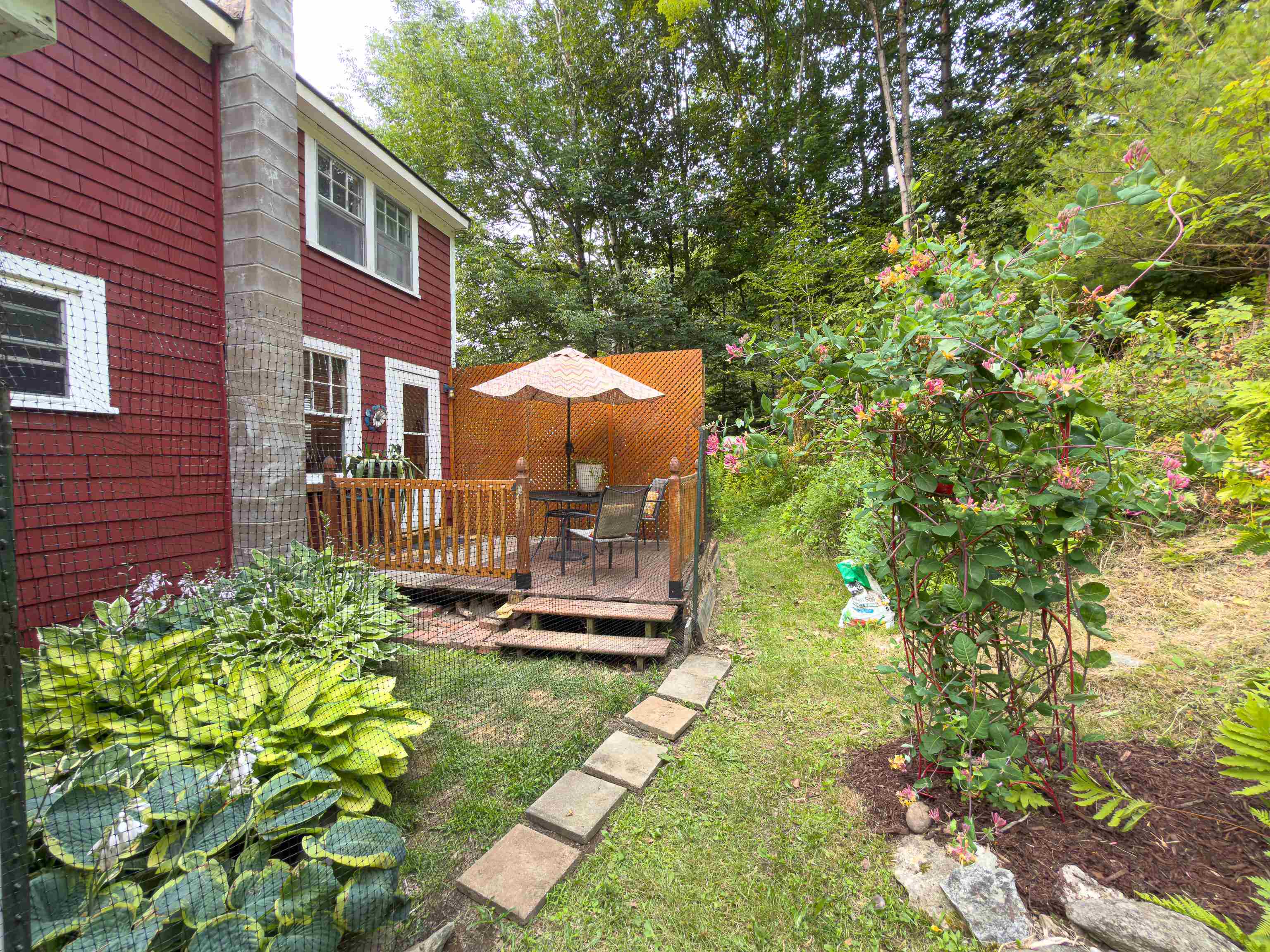 469 Whitefield Road Whitefield, NH 03598 - Photo 6 of 37