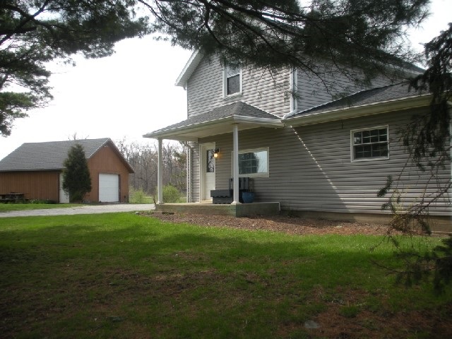 9406 Lower Huntington Road Fort Wayne, IN 46809 - Photo 4 of 26