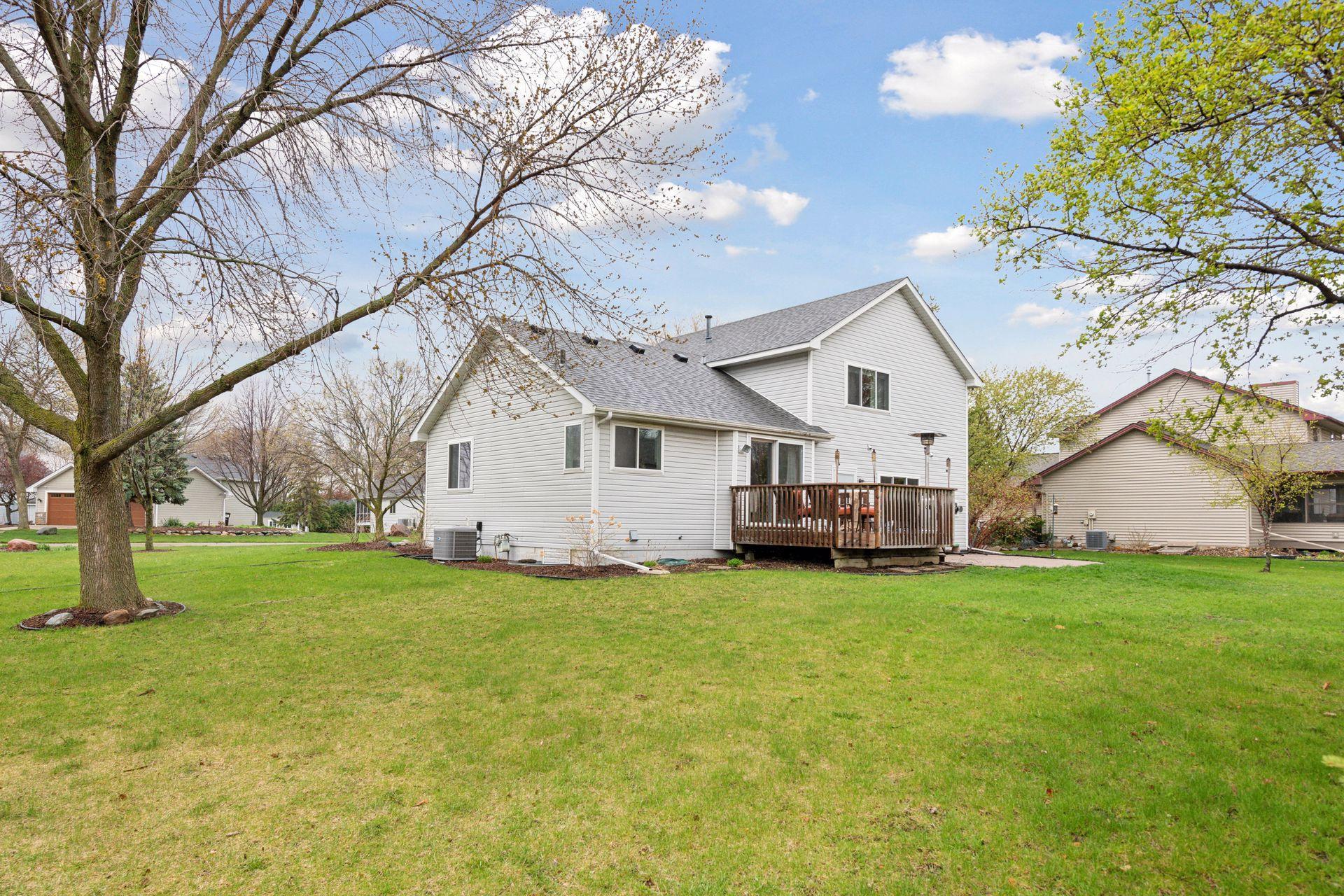 1163 Ridge Bluff Court Chaska, MN 55318 - Photo 26 of 29 Gallery Image 26