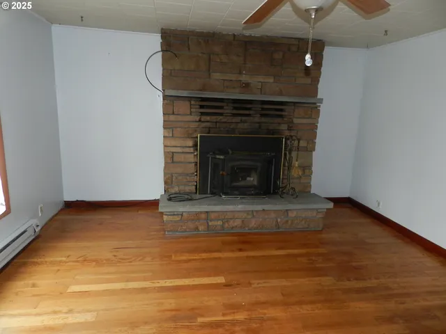 $245,000 | 610 Tualatin Street, St. Helens, OR 97051