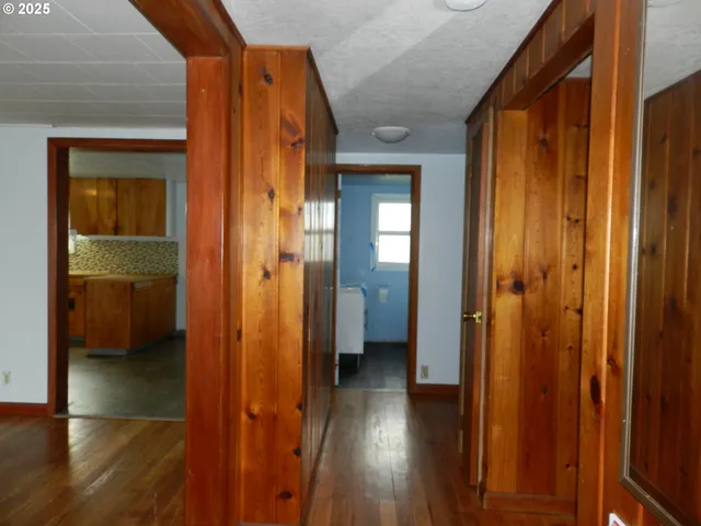 $245,000 | 610 Tualatin Street, St. Helens, OR 97051