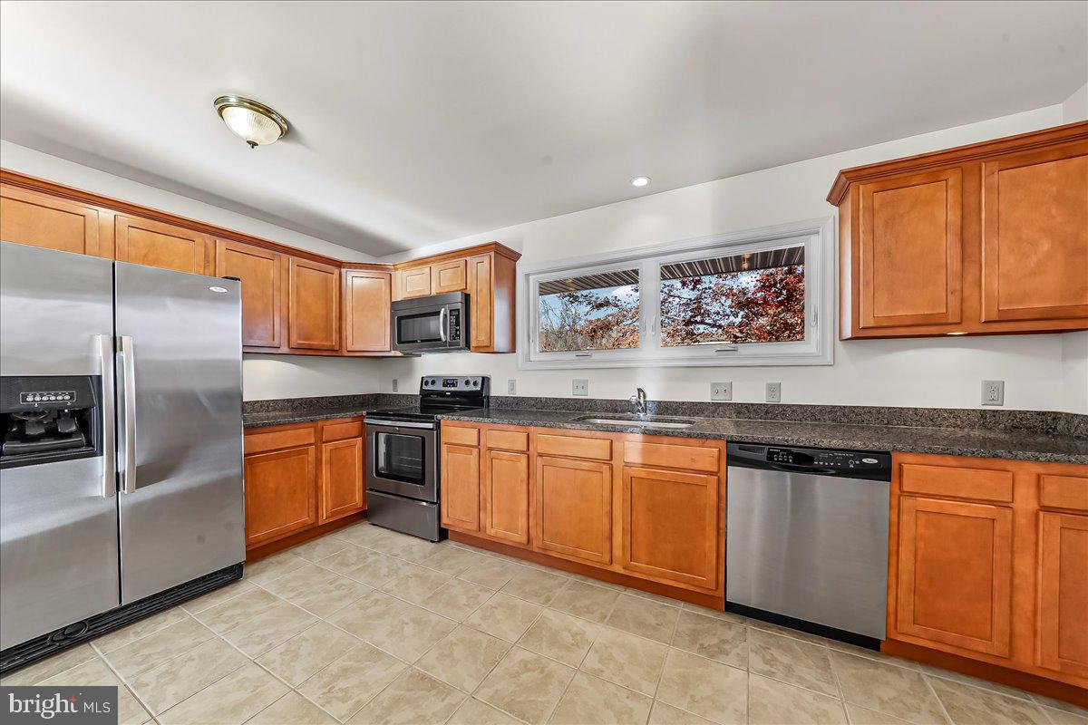 45 Osage Road Claymont, DE 19703 - Photo 4 of 25 Kitchen