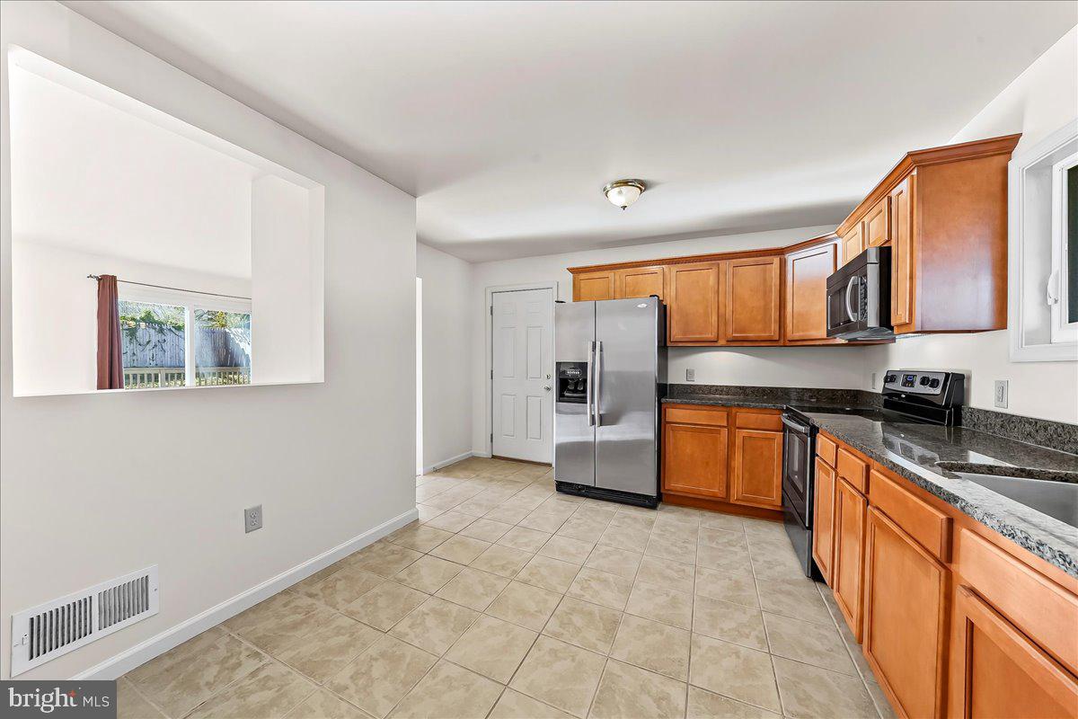 45 Osage Road Claymont, DE 19703 - Photo 5 of 25 Kitchen