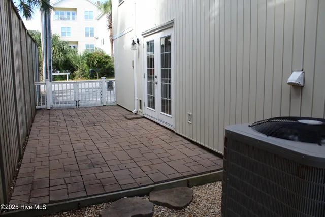 $2,300 | 933 Perrin Drive, North Myrtle Beach, SC 29582