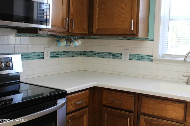 $2,300 | 933 Perrin Drive, North Myrtle Beach, SC 29582