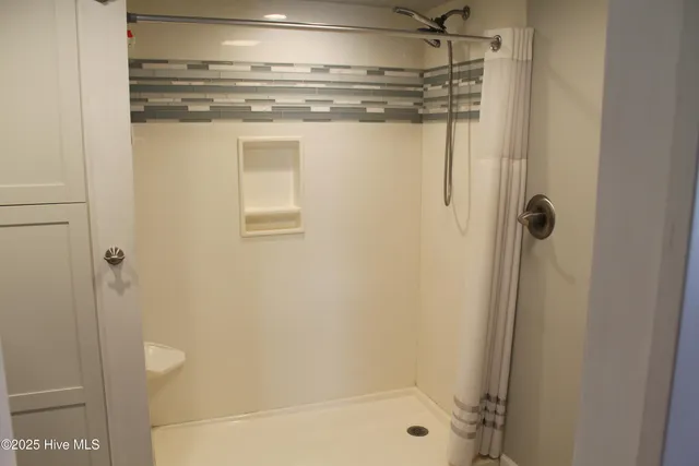 $2,300 | 933 Perrin Drive, North Myrtle Beach, SC 29582