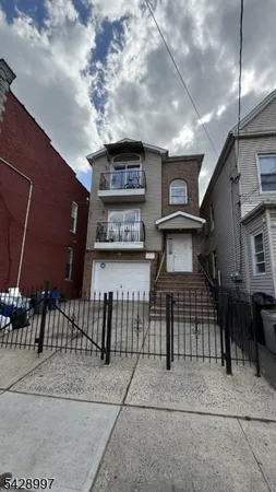 $2,500 | 408 Marshall Street, Elizabeth Port, NJ 07206