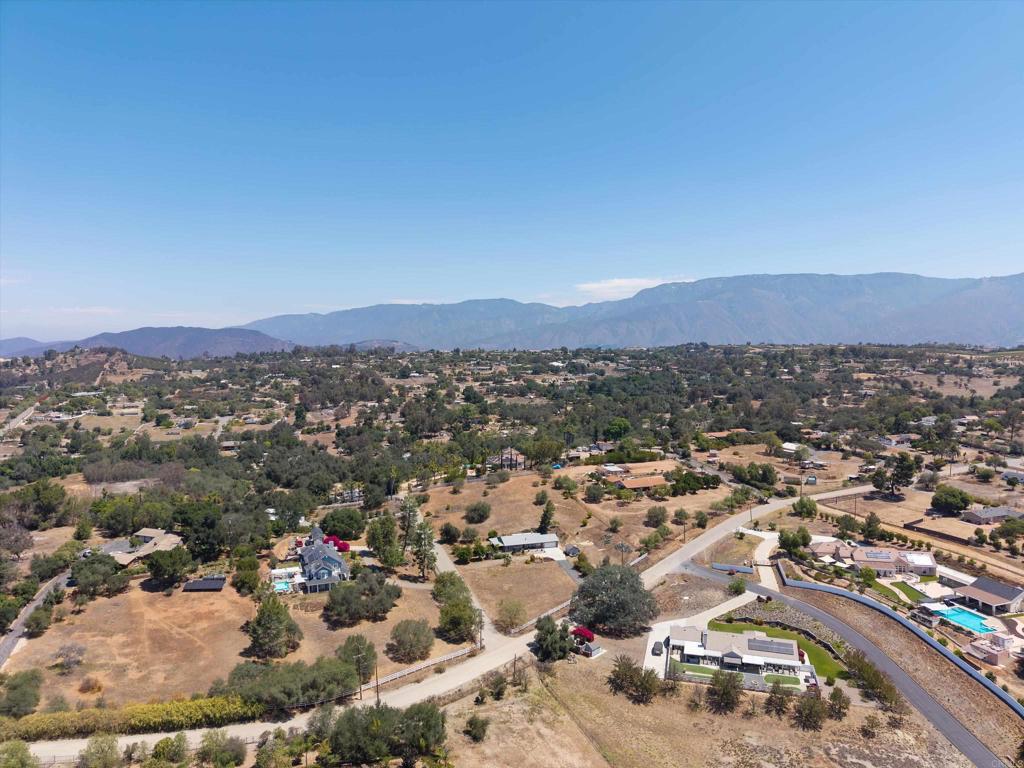 13734 West Oak Glen Road Valley Center, CA 92082 - Photo 35 of 41