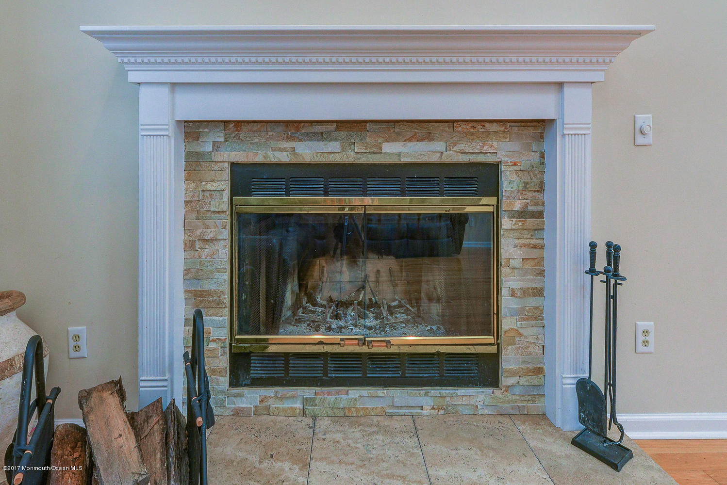 19 Minuteman Road Hazlet, NJ 07730 - Photo 11 of 17 19 Minuteman Rd Hazlet NJ-large-018-1-Fi