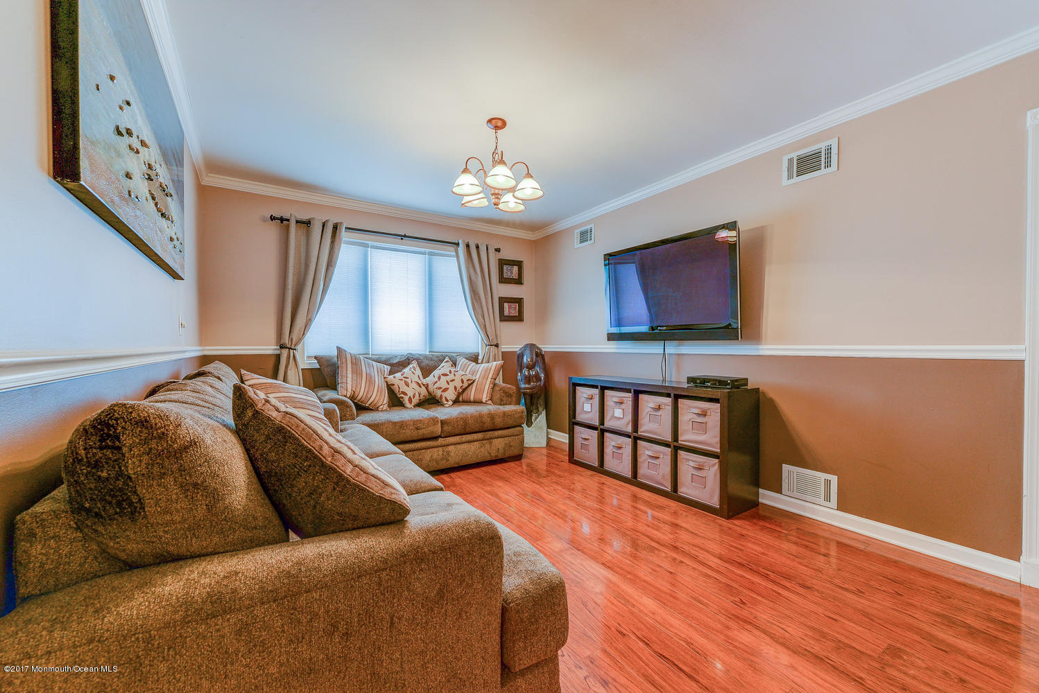 19 Minuteman Road Hazlet, NJ 07730 - Photo 12 of 17 19 Minuteman Rd Hazlet NJ-large-020-28-M