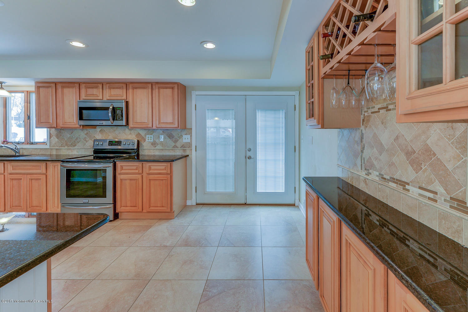19 Minuteman Road Hazlet, NJ 07730 - Photo 6 of 17 19 Minuteman Rd Hazlet NJ-large-010-33-K