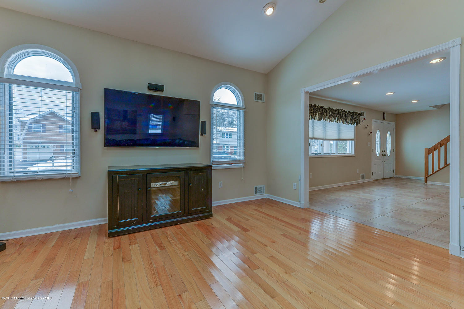 19 Minuteman Road Hazlet, NJ 07730 - Photo 9 of 17 19 Minuteman Rd Hazlet NJ-large-019-23-F